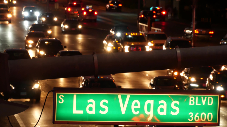 Nighttime traffic on Las Vegas Boulevard 